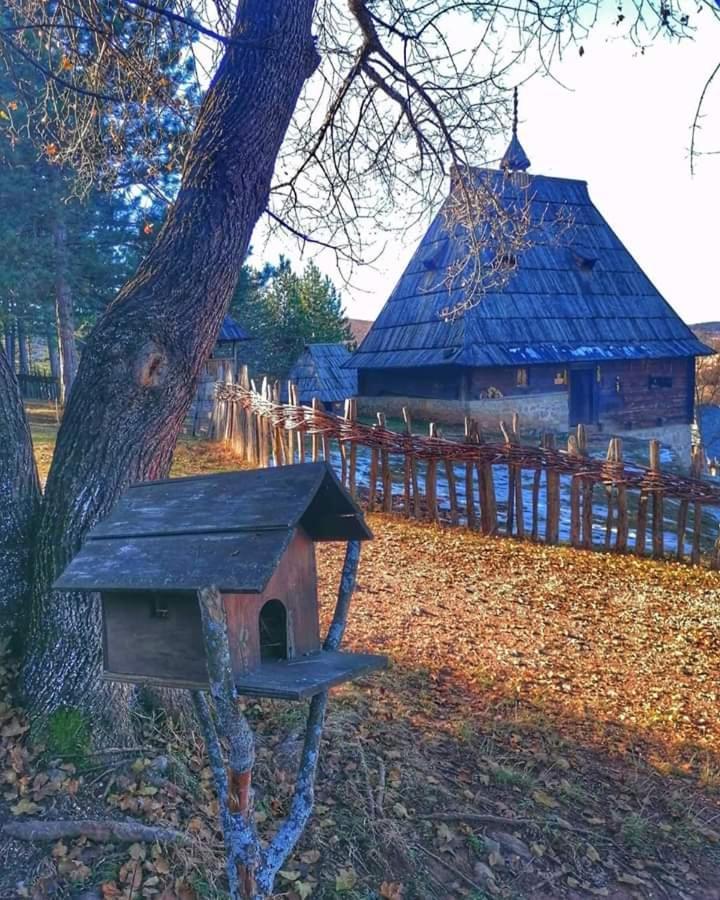 Seoski Turizam Melovic Rozanstvo Luaran gambar