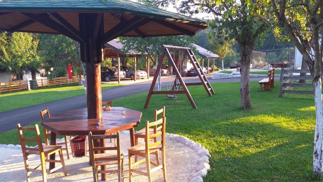 Seoski Turizam Melovic Rozanstvo Luaran gambar