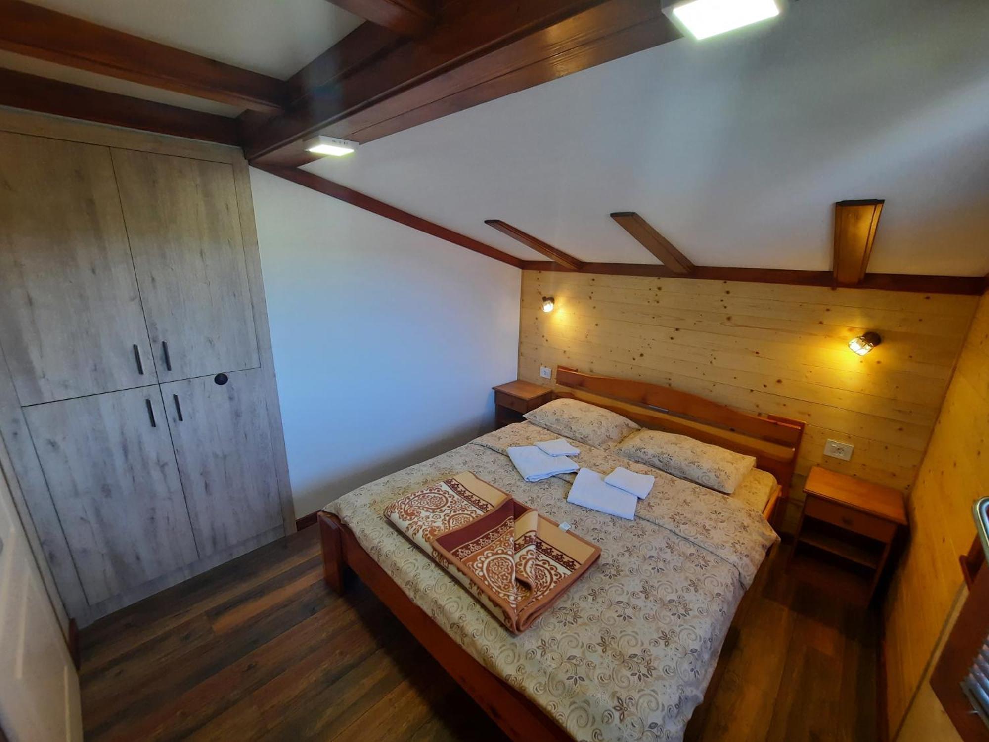 Seoski Turizam Melovic Rozanstvo Luaran gambar
