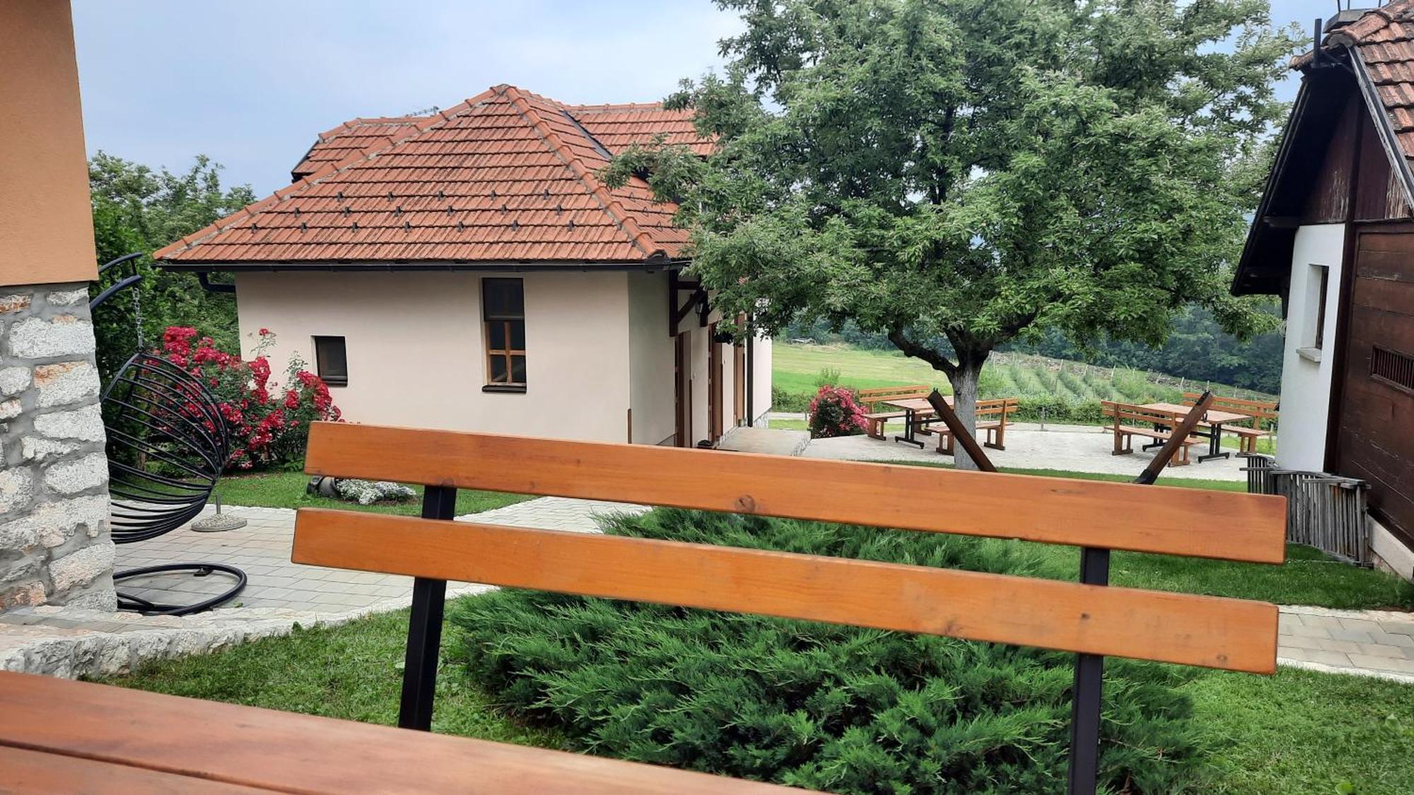 Seoski Turizam Melovic Rozanstvo Luaran gambar