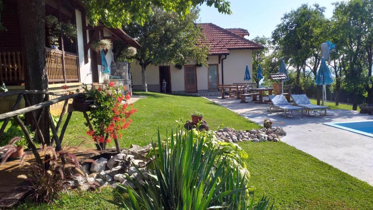 Seoski Turizam Melovic Rozanstvo Luaran gambar